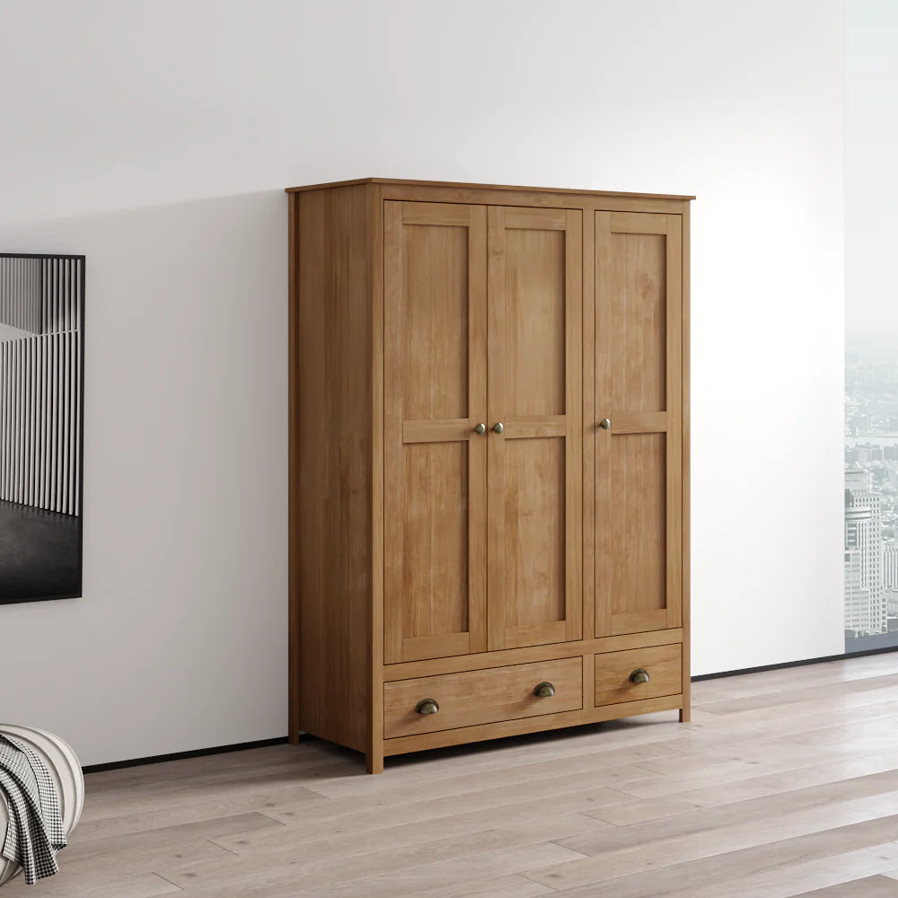 Topazio 3D2S Solid Wood Wardrobe